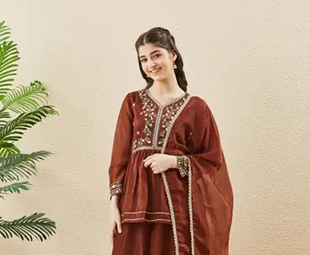 Model Jiya Khatrani