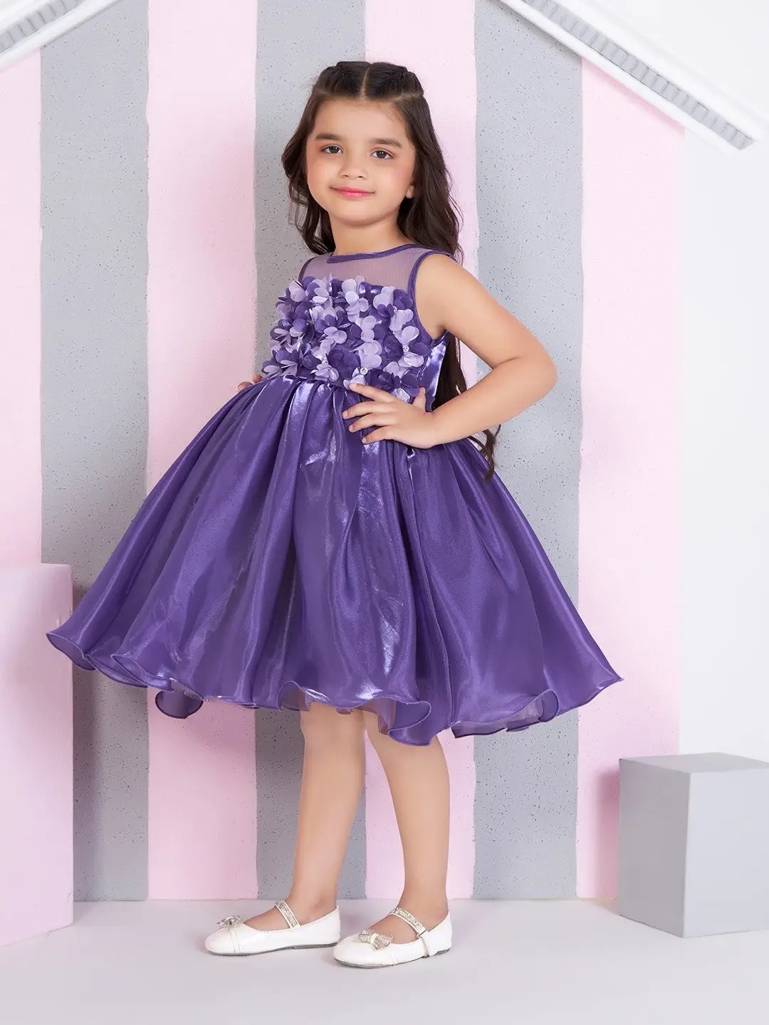 Ministitch Satin WovEn Sleevless 3d Floral Twotone Applique Dress - Purple view 2