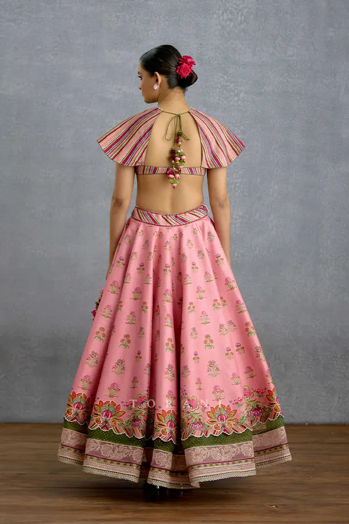 Pankaja Navanya Lehenga Set view 3